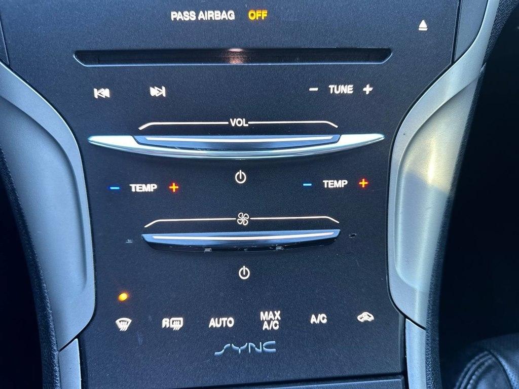 Lincoln MKZ 4dr Sdn FWD 2016