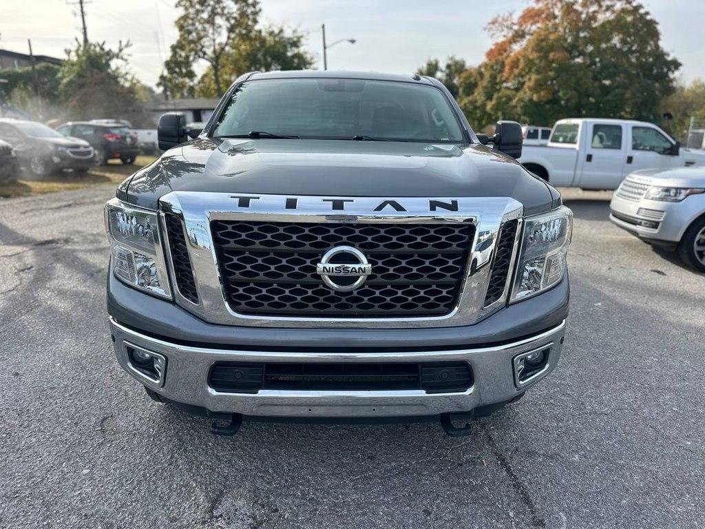 Nissan Titan XD 4x4 Gas Crew Cab SV 2017