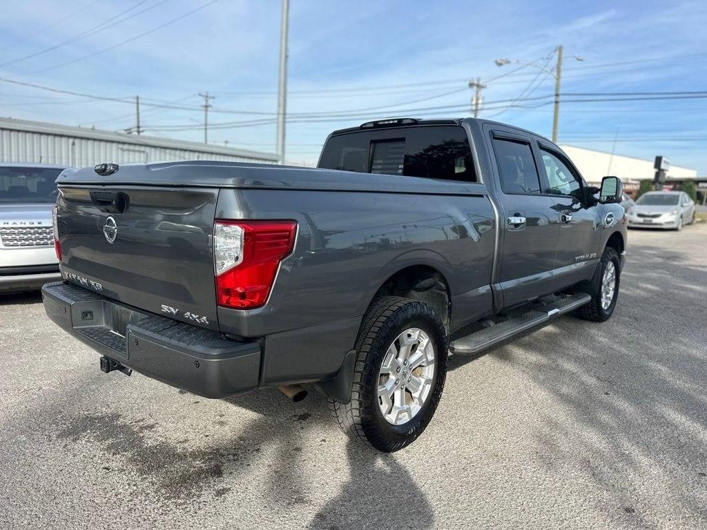 Nissan Titan XD 4x4 Gas Crew Cab SV 2017