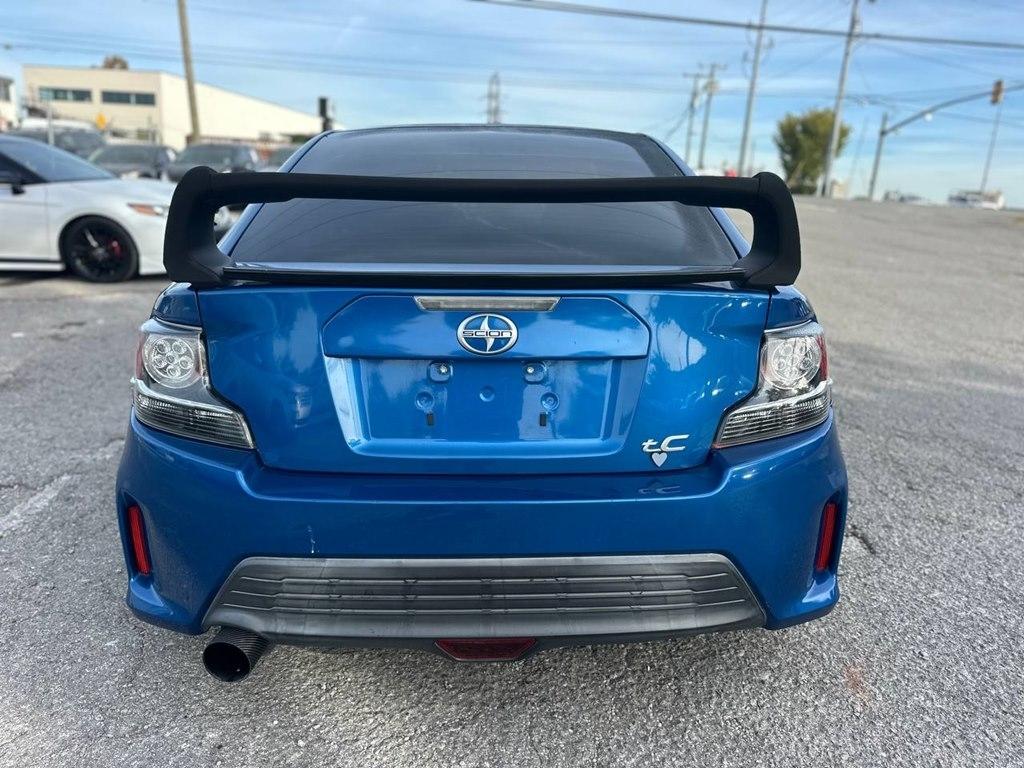 Scion tC 2dr HB Man (Natl) 2015