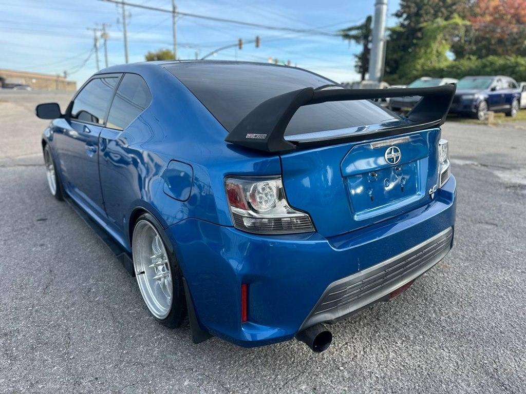 Scion tC 2dr HB Man (Natl) 2015