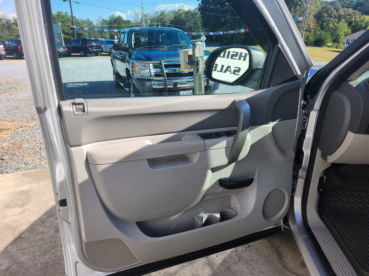 GMC Sierra 1500 4WD Crew Cab 143.5" SLE 2013 GMC Sierra 1500 4WD Crew Cab 143.5" SLE 2013