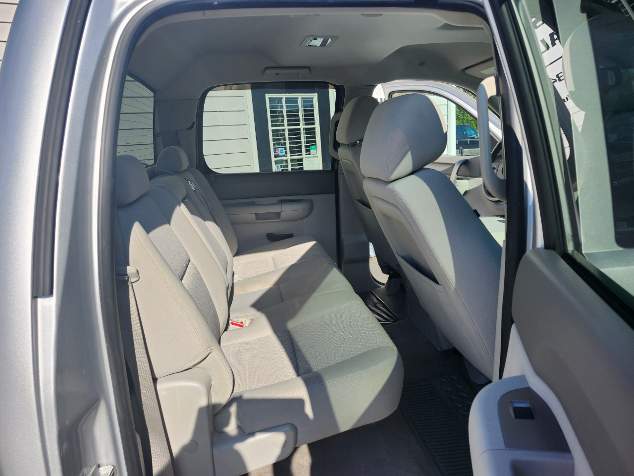 GMC Sierra 1500 4WD Crew Cab 143.5" SLE 2013 GMC Sierra 1500 4WD Crew Cab 143.5" SLE 2013