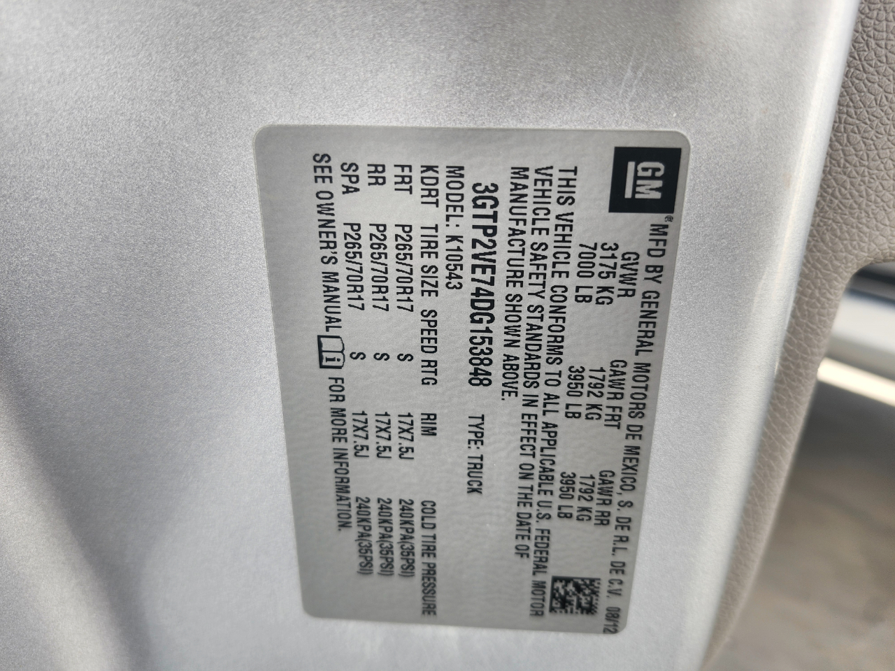 GMC Sierra 1500 4WD Crew Cab 143.5" SLE 2013 GMC Sierra 1500 4WD Crew Cab 143.5" SLE 2013