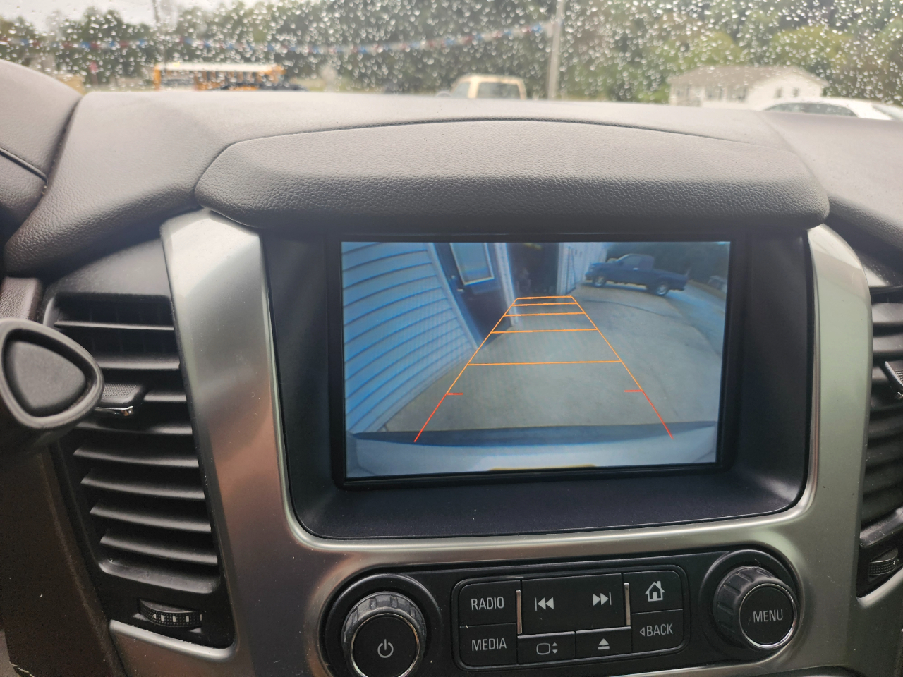 Chevrolet Suburban 4WD 4dr LT 2015 Chevrolet Suburban 4WD 4dr LT 2015