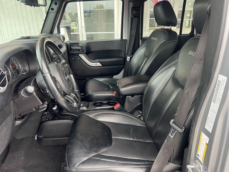 2016 Jeep Wrangler Sahara photo 10