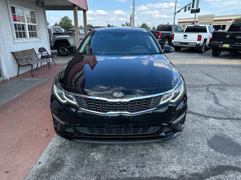 2020 Kia Optima LX SE photo 2