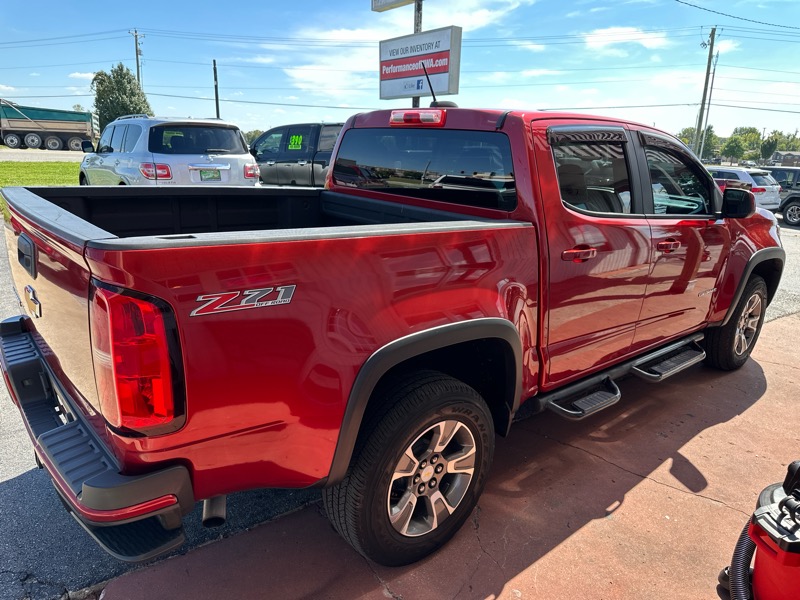 2015 Chevrolet Colorado LT photo 4