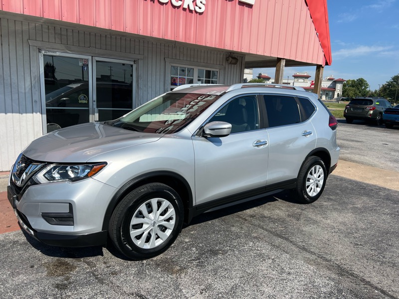 2017 Nissan Rogue S AWD photo 10