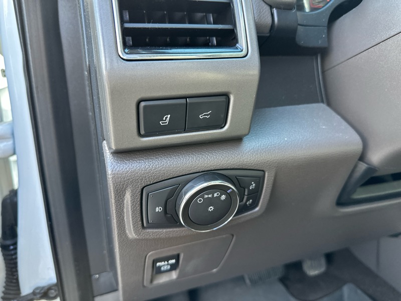 Ford Expedition XLT 2020 Ford Expedition XLT 2020