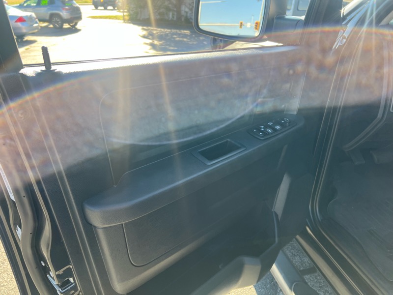 RAM 1500 Express 4x2 Crew Cab 5'7" Box 2015 RAM 1500 Express 4x2 Crew Cab 5'7" Box 2015