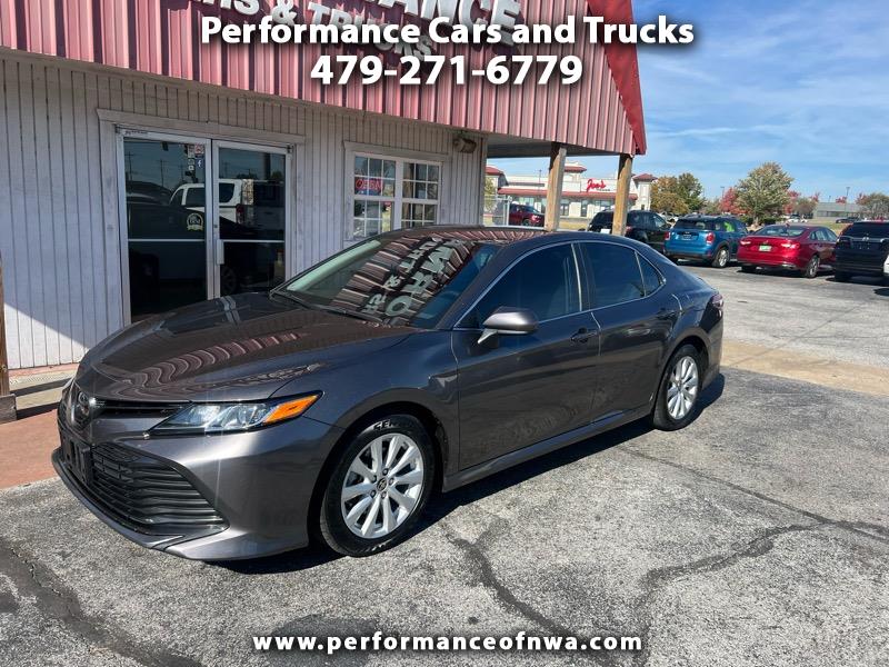 2020 Toyota Camry LE