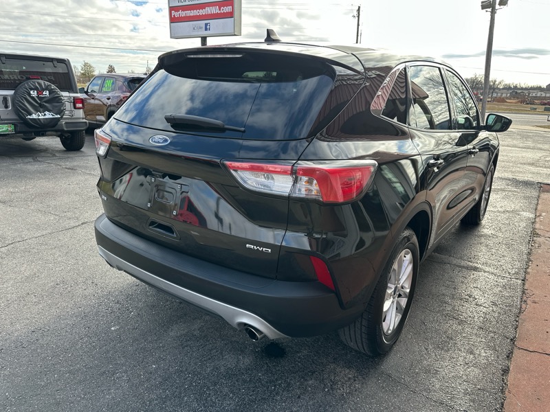 Ford Escape SE AWD 2022