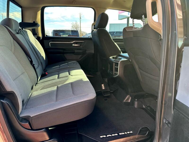 RAM 1500 Big Horn Crew Cab SWB 4WD 2019