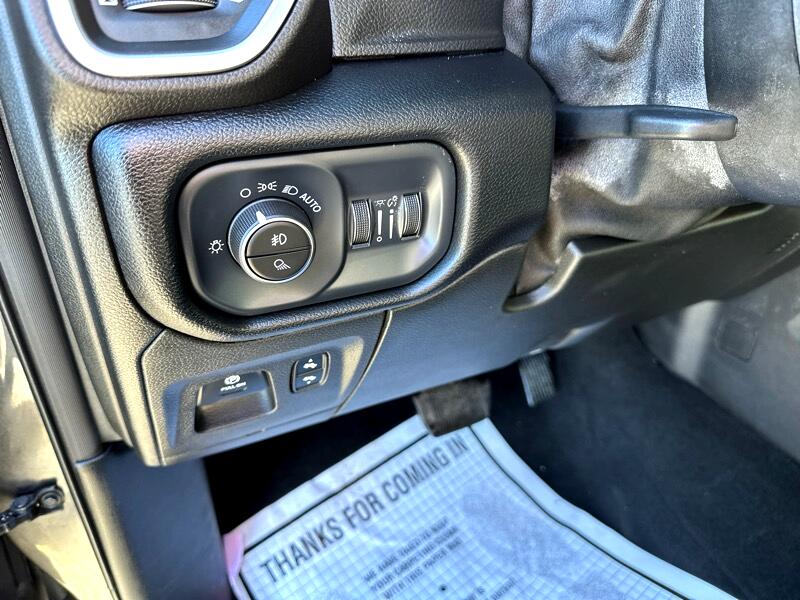 RAM 1500 Big Horn Crew Cab SWB 4WD 2019