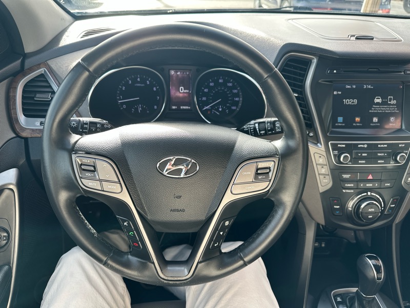 Hyundai Santa Fe Limited FWD 2017