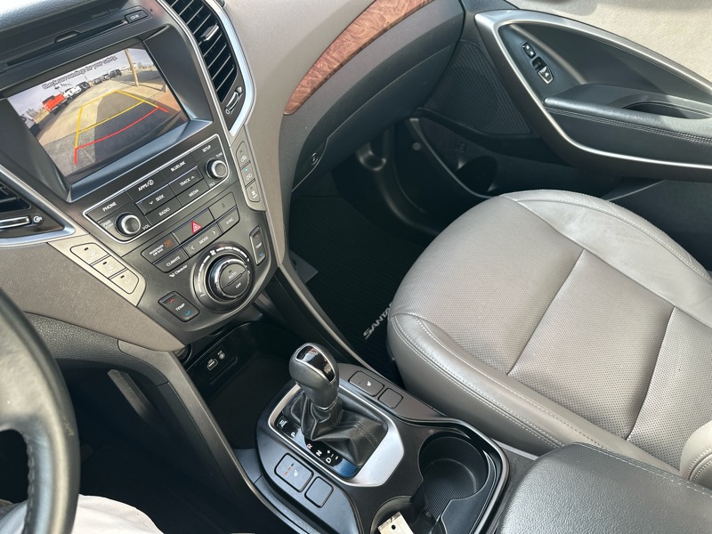 Hyundai Santa Fe Limited FWD 2017