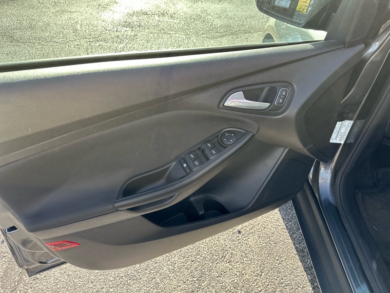 Ford Focus SE Hatch 2018