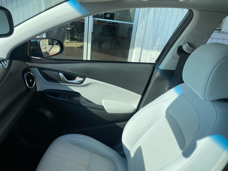 Hyundai Kona SEL 2023