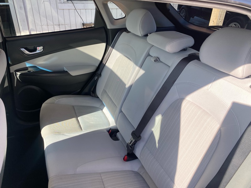 Hyundai Kona SEL 2023