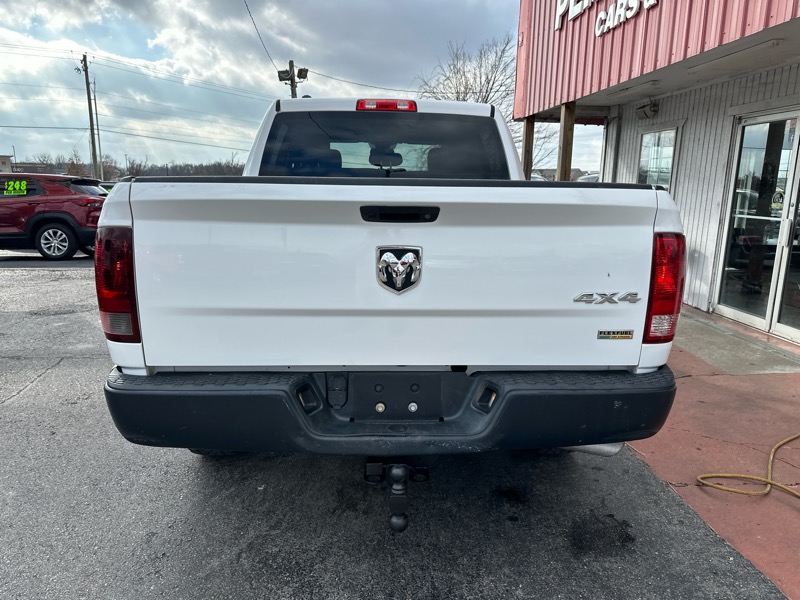RAM 1500 Tradesman Crew Cab SWB 4WD 2018
