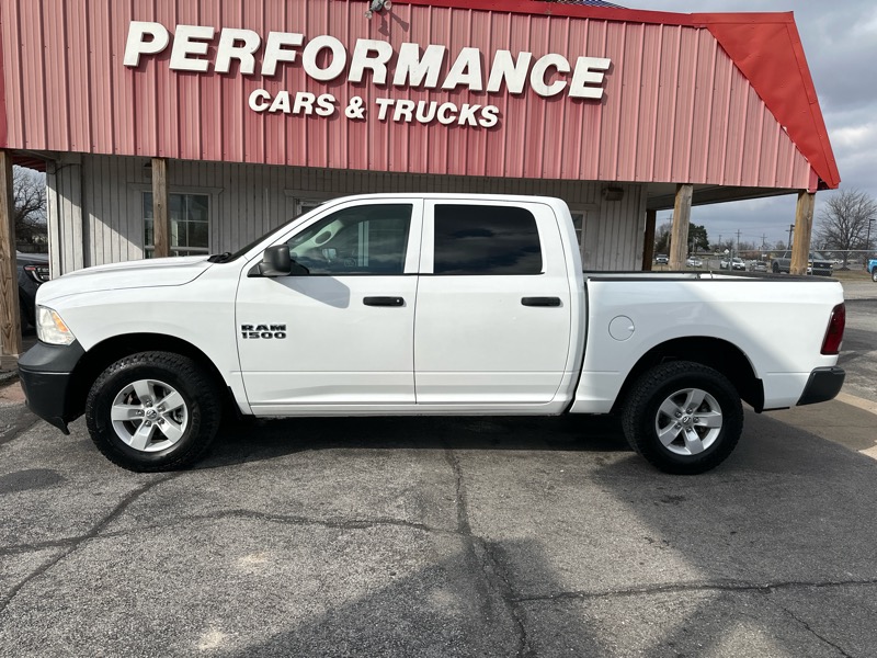 RAM 1500 Tradesman Crew Cab SWB 4WD 2018