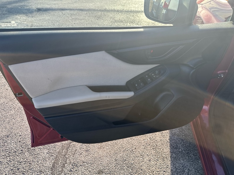 Subaru Impreza 2.0i Premium CVT 4-Door 2019