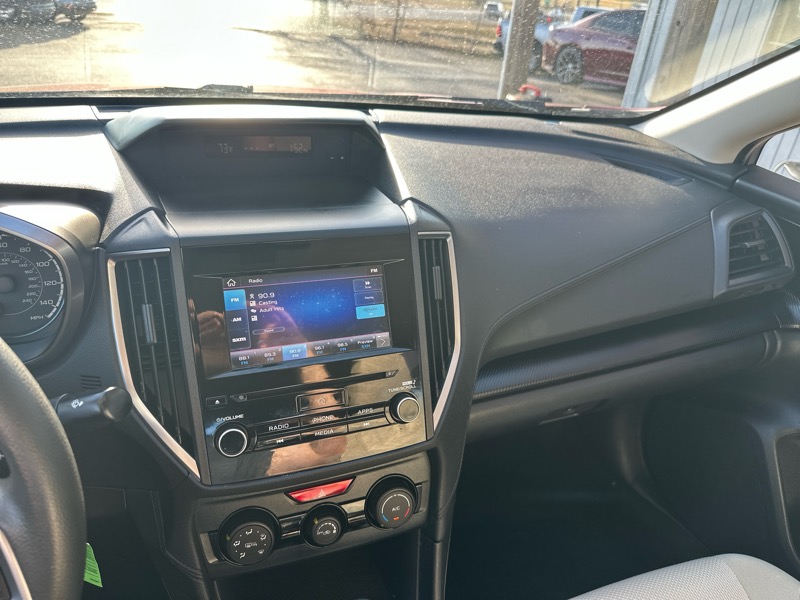 Subaru Impreza 2.0i Premium CVT 4-Door 2019