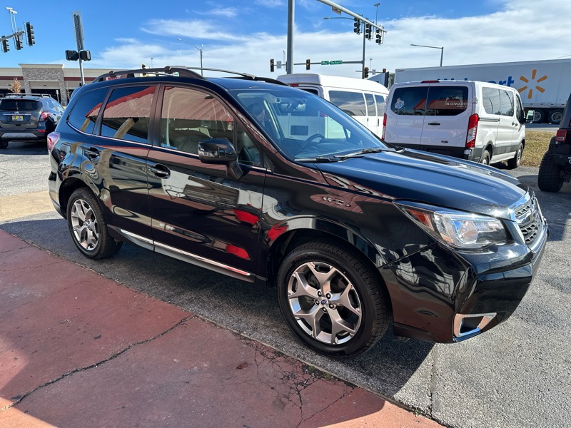 Subaru Forester 2.5i Touring 2017