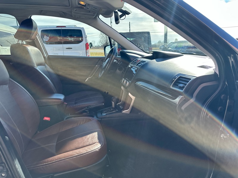 Subaru Forester 2.5i Touring 2017