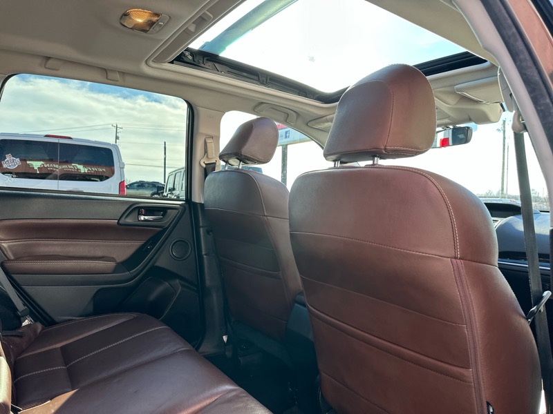 Subaru Forester 2.5i Touring 2017