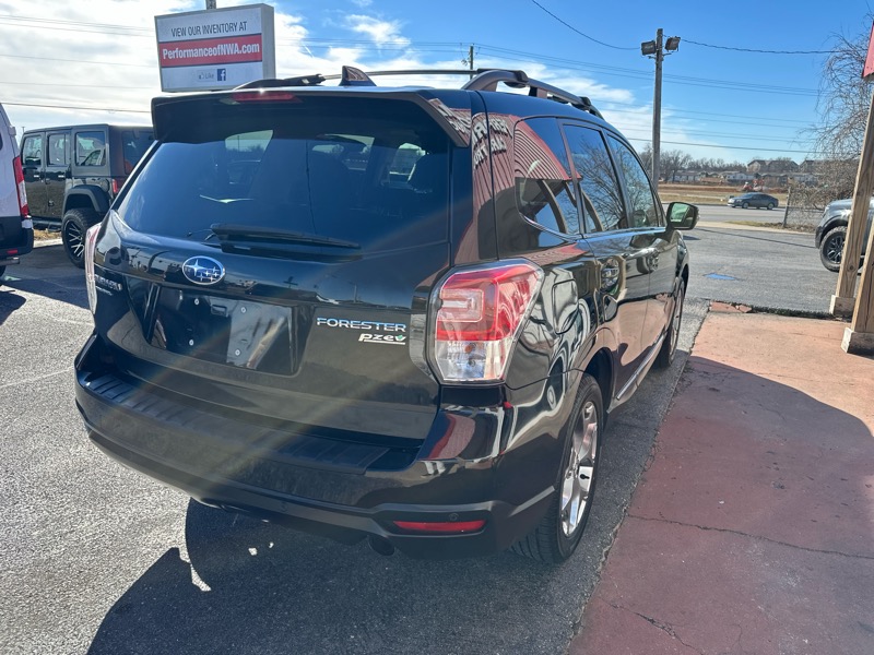 Subaru Forester 2.5i Touring 2017