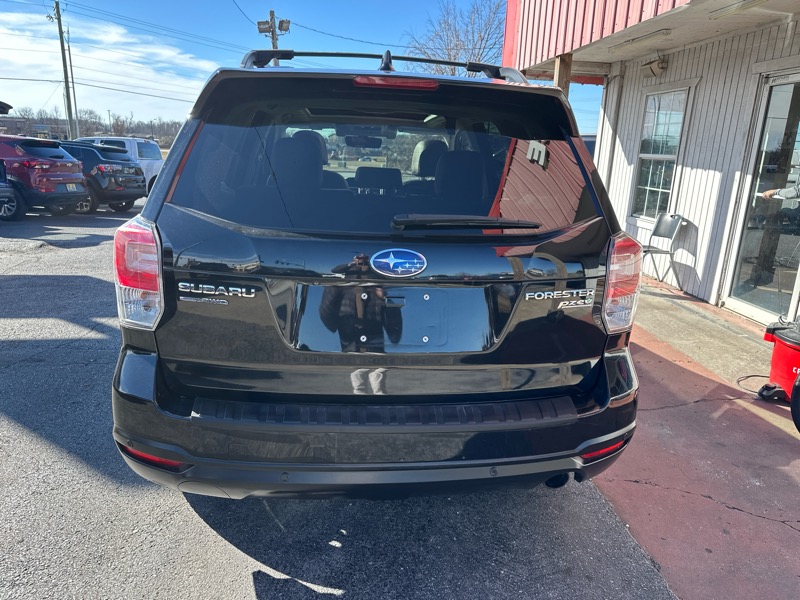 Subaru Forester 2.5i Touring 2017