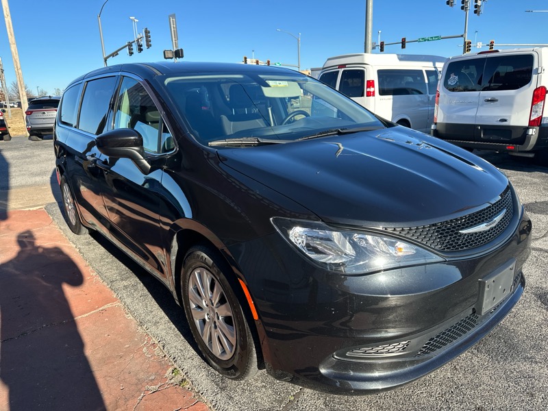 Chrysler Voyager L 2021