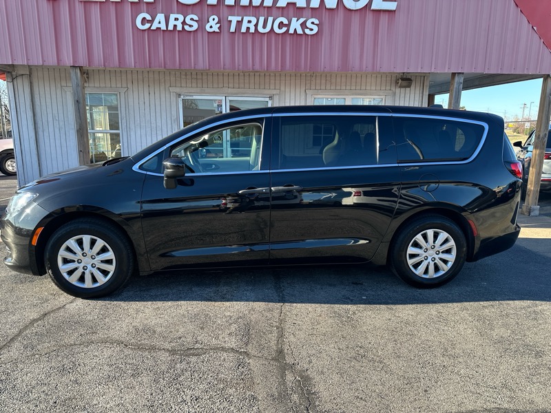 Chrysler Voyager L 2021
