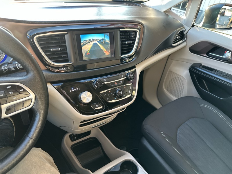 Chrysler Voyager L 2021