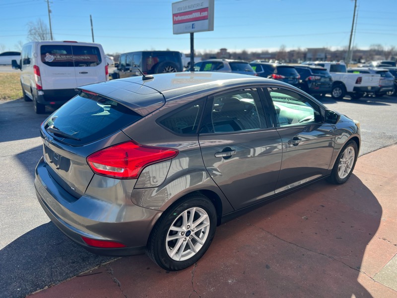 Ford Focus SE Hatch 2018