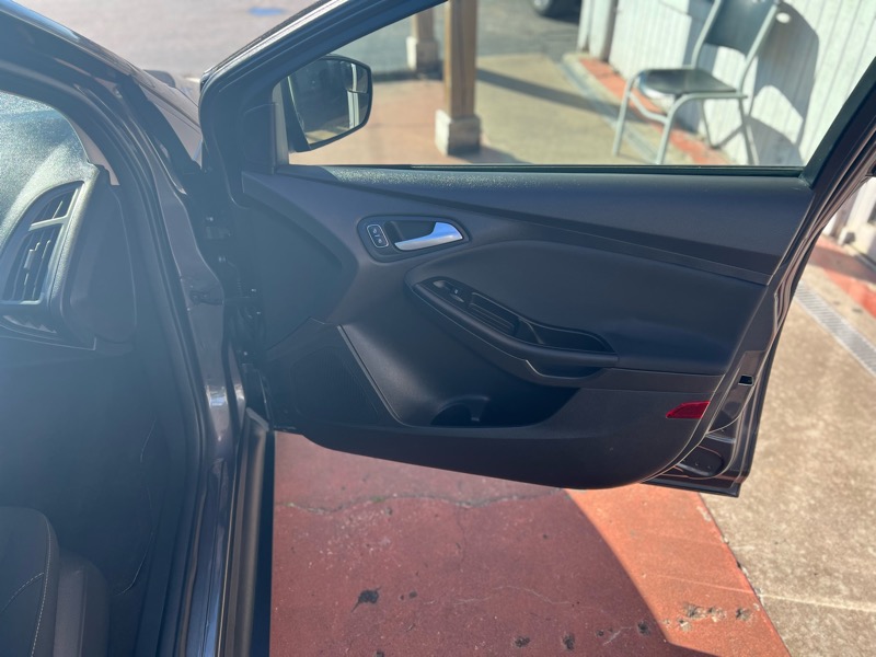 Ford Focus SE Hatch 2018