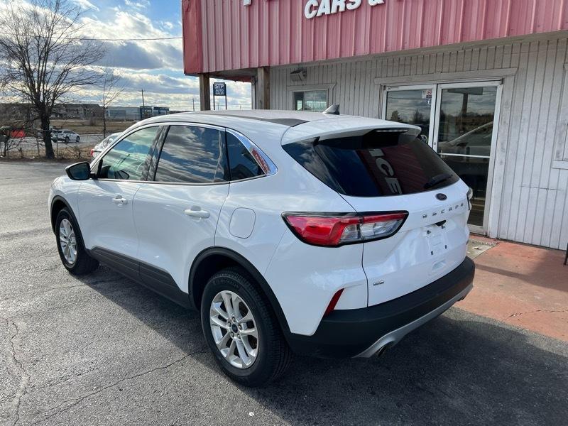 Ford Escape Hybrid SE AWD 2022