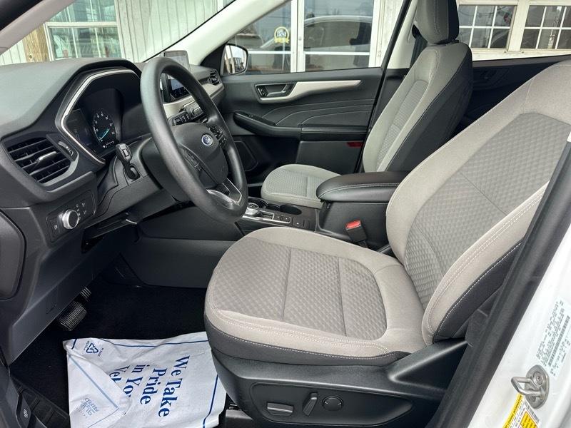 Ford Escape Hybrid SE AWD 2022