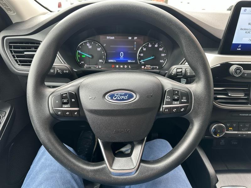 Ford Escape Hybrid SE AWD 2022