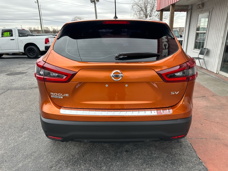 Nissan Rogue Sport SV 2021