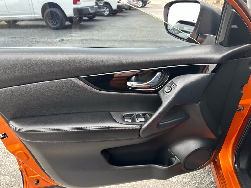 Nissan Rogue Sport SV 2021