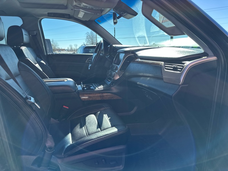 GMC Yukon Denali 4WD 2016