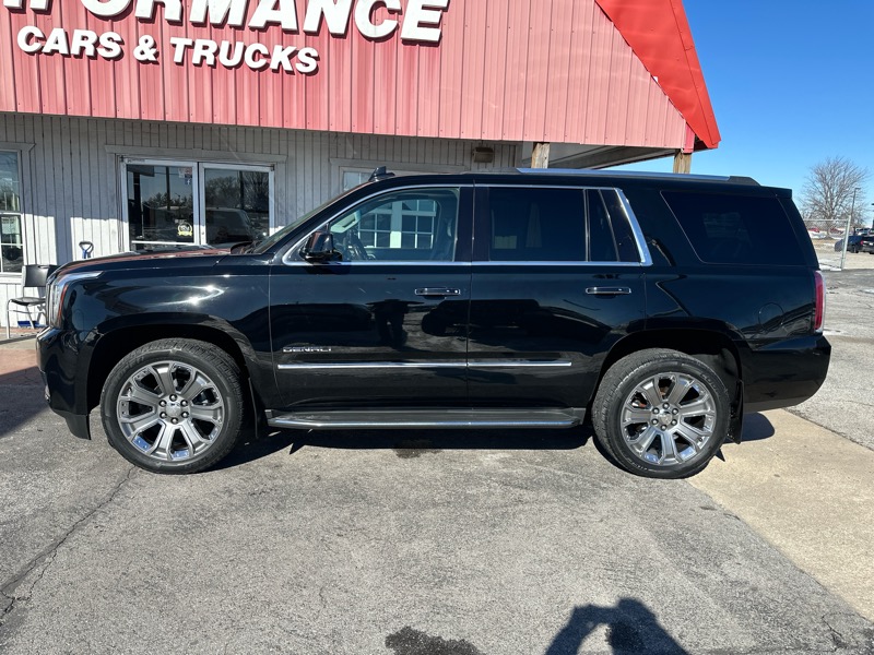 GMC Yukon Denali 4WD 2016