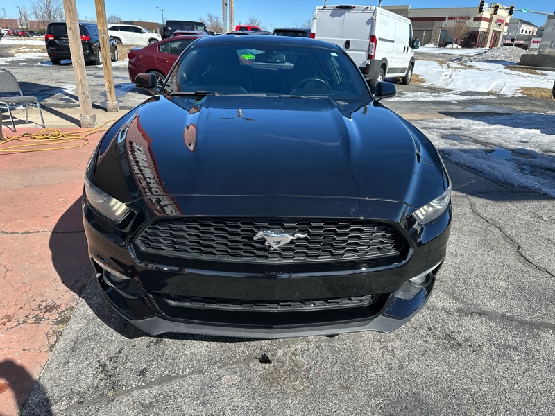 Ford Mustang EcoBoost Coupe 2016