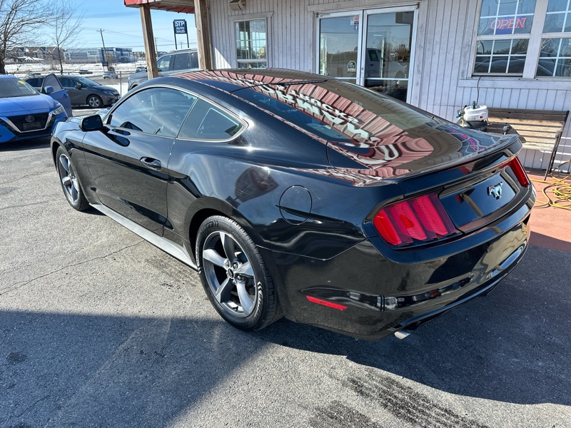 Ford Mustang EcoBoost Coupe 2016