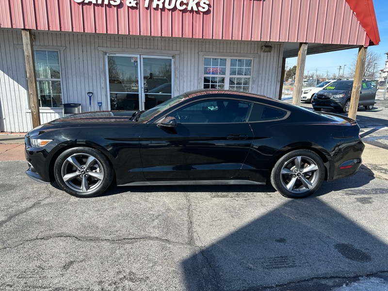 Ford Mustang EcoBoost Coupe 2016