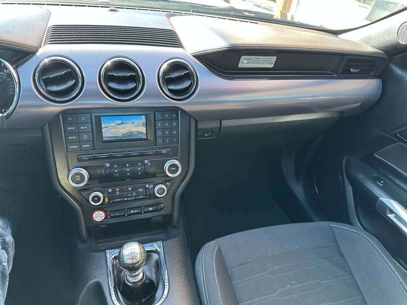 Ford Mustang EcoBoost Coupe 2016