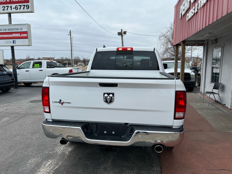 RAM 1500 Classic Lone Star 4x2 Crew Cab 5'7" Box 2019